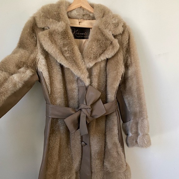 Kramer New Haven Tan Fur Leather Coat Size Medium - Picture 8 of 16